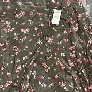 NWT Floral Express faux wrap skirt